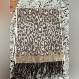 Croft&Barrow Leopard Print Scarf with Fringe